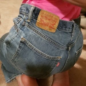 550 High Waisted Levi's Mom Jeans Medium Wash